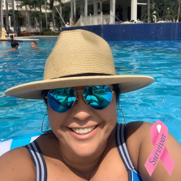 Meet your Posher, Becky - Picture 1 of 1